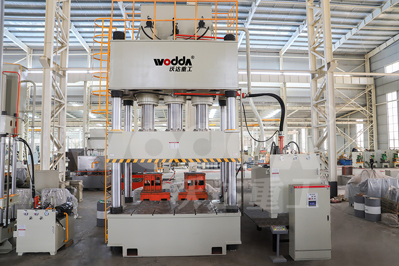 1500吨四柱液压机价格 1500吨四柱液压机价格