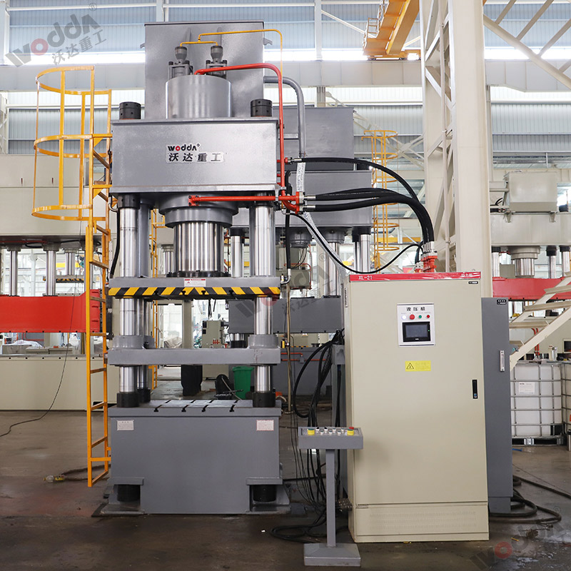 牛羊舔砖液压机厂家-500吨四柱液压机价格 牛羊舔砖液压机厂家-500吨四柱液压机价格