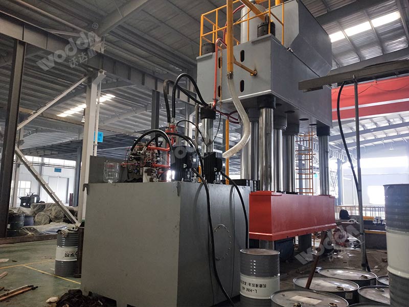 2000吨SMC汽车配件模压液压机 2000吨SMC汽车配件模压液压机