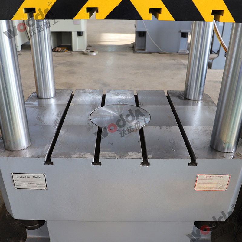 滕州液压机细节 滕州液压机细节