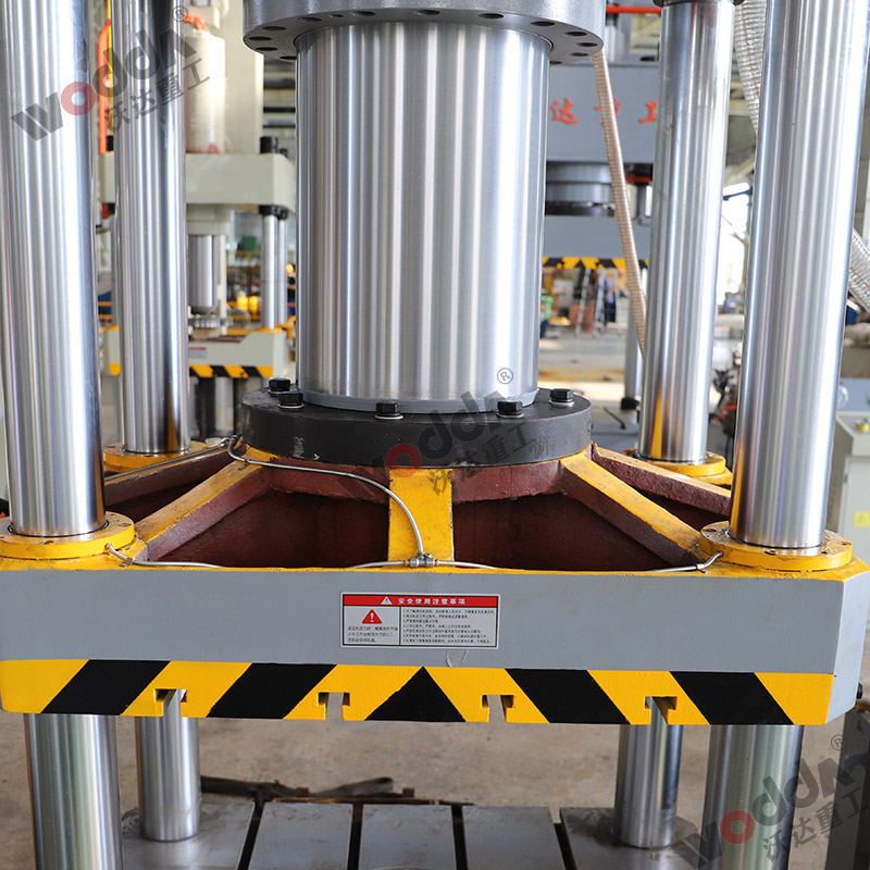 滕州液压机细节 滕州液压机细节