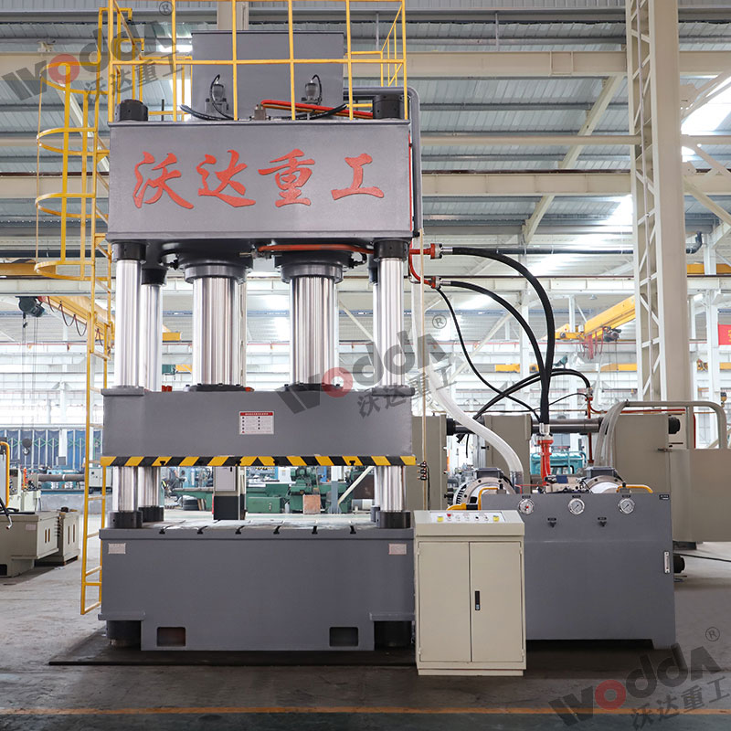 800吨三梁四柱液压机 800吨三梁四柱液压机