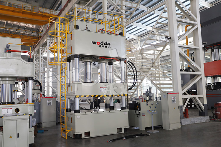 500吨四柱液压机_双缸500吨液压机 500吨四柱液压机_双缸500吨液压机