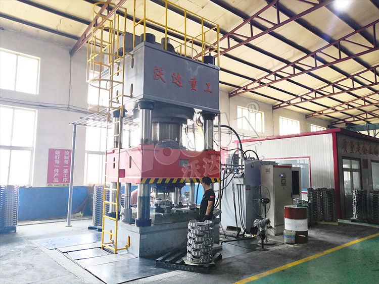 2000吨汽车离合器壳体成型液压机 2000吨汽车离合器壳体成型液压机