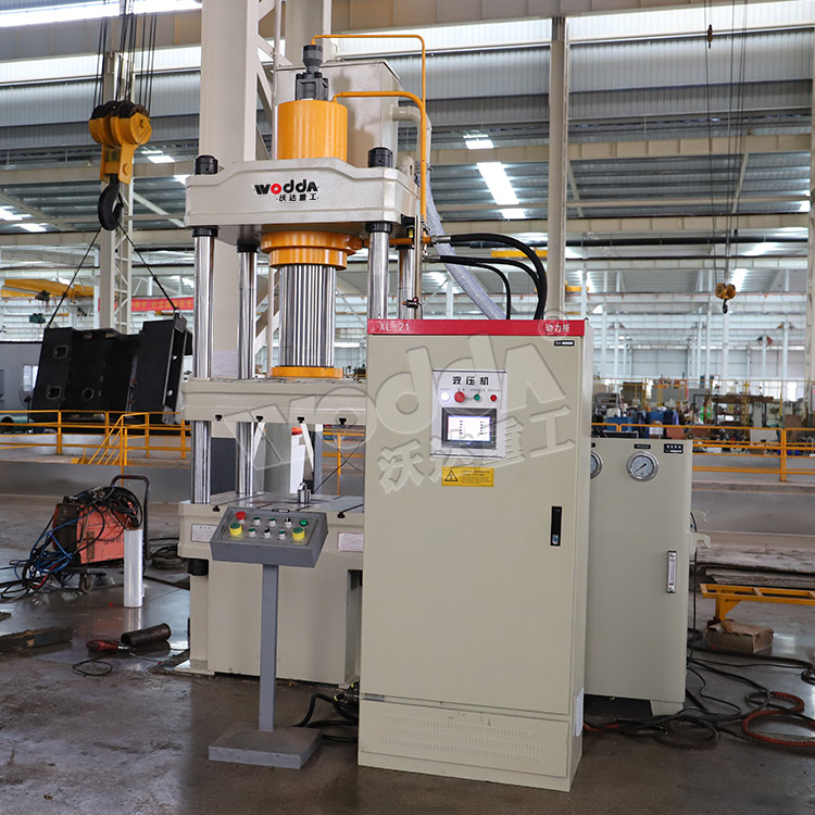 200吨玻璃钢电缆支架成型液压机.jpg 200吨玻璃钢电缆支架成型液压机.jpg