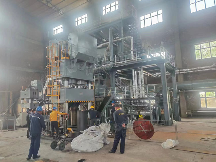 2000吨坩埚压力机 2000吨坩埚压力机