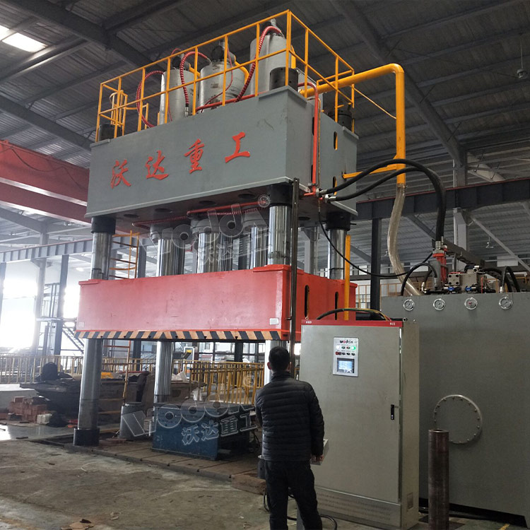 汽车配件成型液压机客户现场 汽车配件成型液压机客户现场