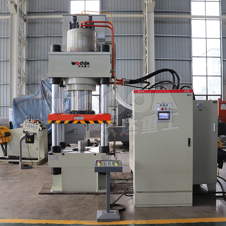 500吨热模锻液压机 500吨热模锻液压机