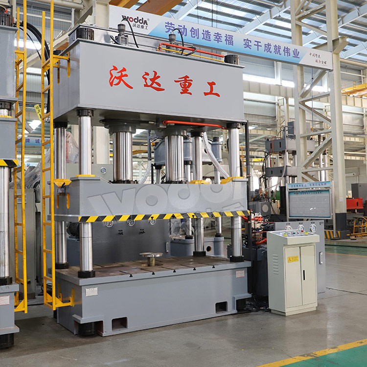 315吨复合材料成型液压机 315吨复合材料成型液压机