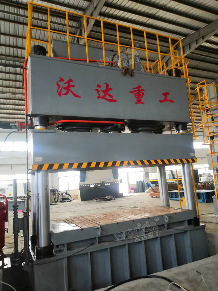 1250吨四柱液压机安装调试 1250吨四柱液压机安装调试