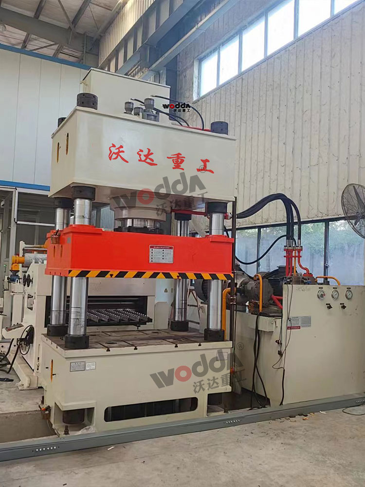 液压垫500吨四柱液压机 液压垫500吨四柱液压机