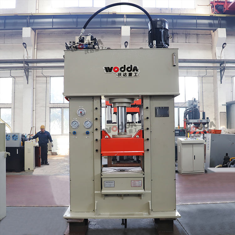 100吨框架式液压机 100吨框架式液压机