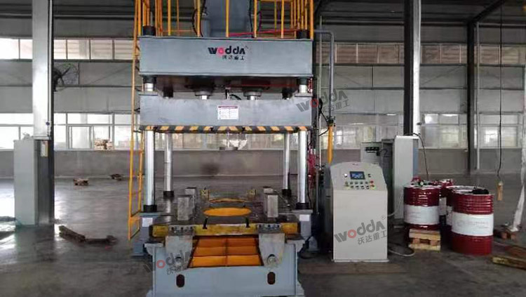 160吨四柱液压机带移动工作台 160吨四柱液压机带移动工作台