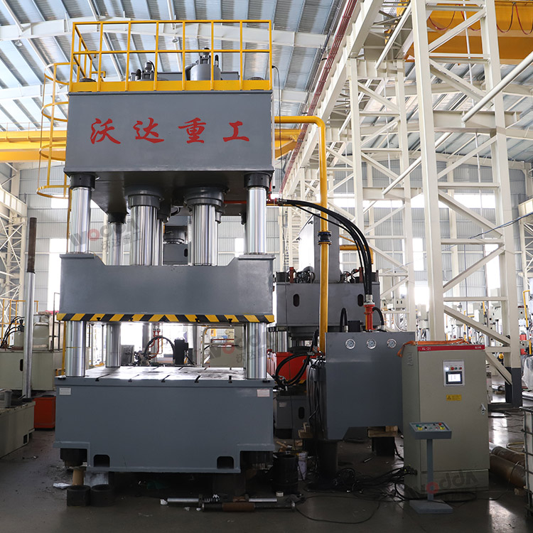 复合材料成型液压机(四柱式) 复合材料成型液压机(四柱式)