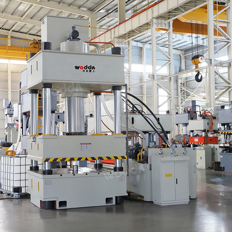 630吨三梁四柱液压机 630吨三梁四柱液压机