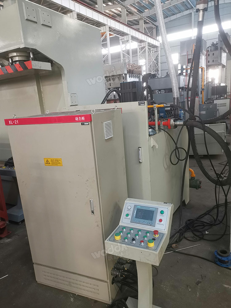 框架式液压机配置 框架式液压机配置