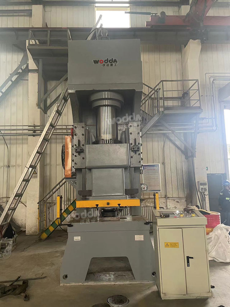 400吨液压冲床 400吨液压冲床