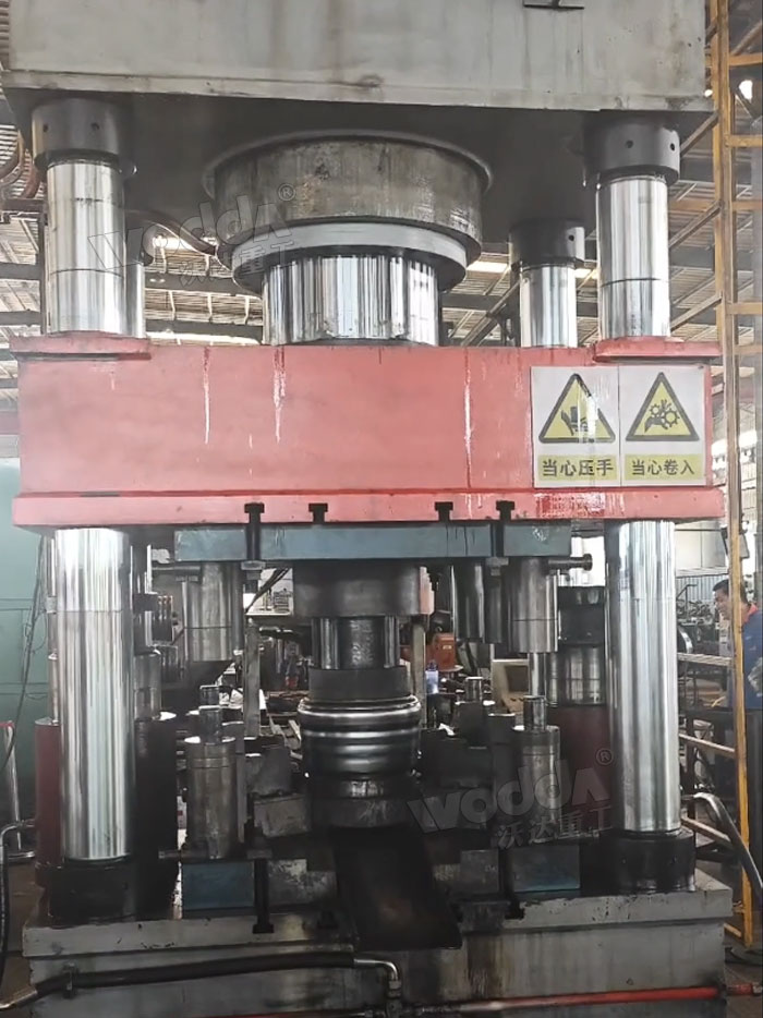 1000吨四柱液压机冲压汽车轮毂 1000吨四柱液压机冲压汽车轮毂