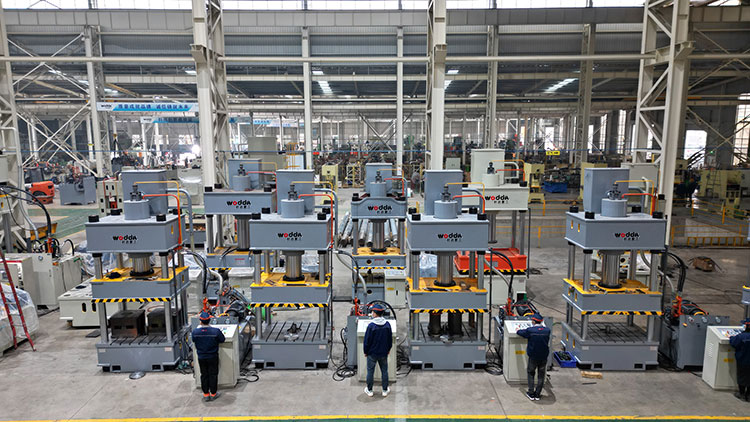 四柱液压机 四柱液压机