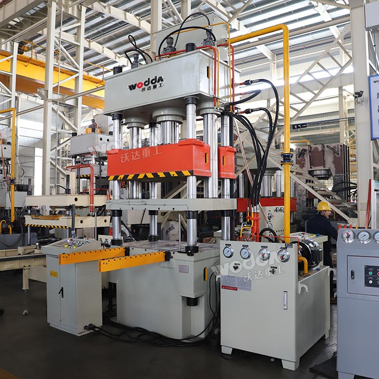 200吨双动薄板拉伸液压机 200吨双动薄板拉伸液压机