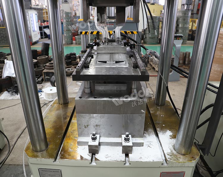 自动布料装置 自动布料装置