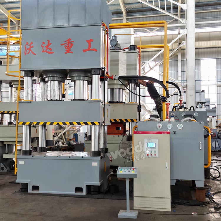 800吨三梁四柱液压机 800吨三梁四柱液压机