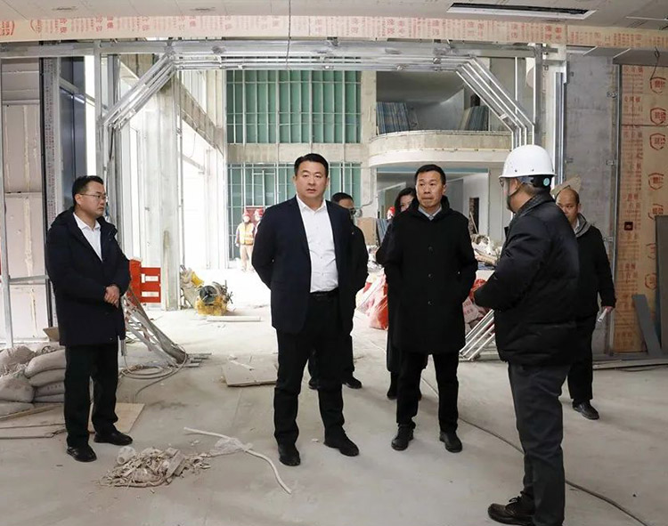 冰球突破重工项目现场 冰球突破重工项目现场