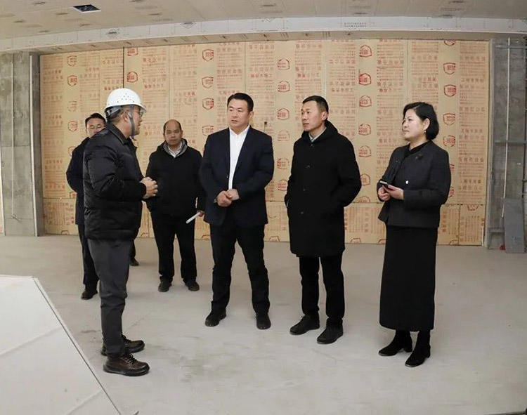 冰球突破重工项目现场 冰球突破重工项目现场