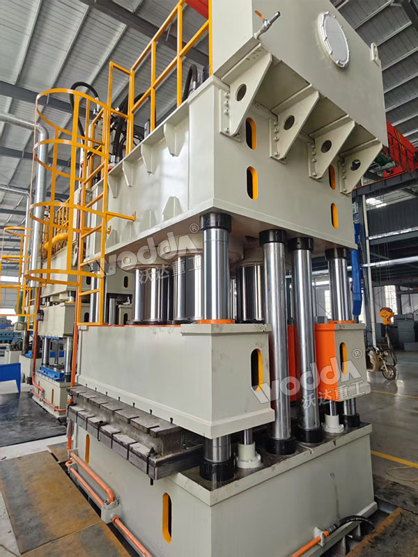 压滤机滤板成型液压机安装完成 压滤机滤板成型液压机安装完成