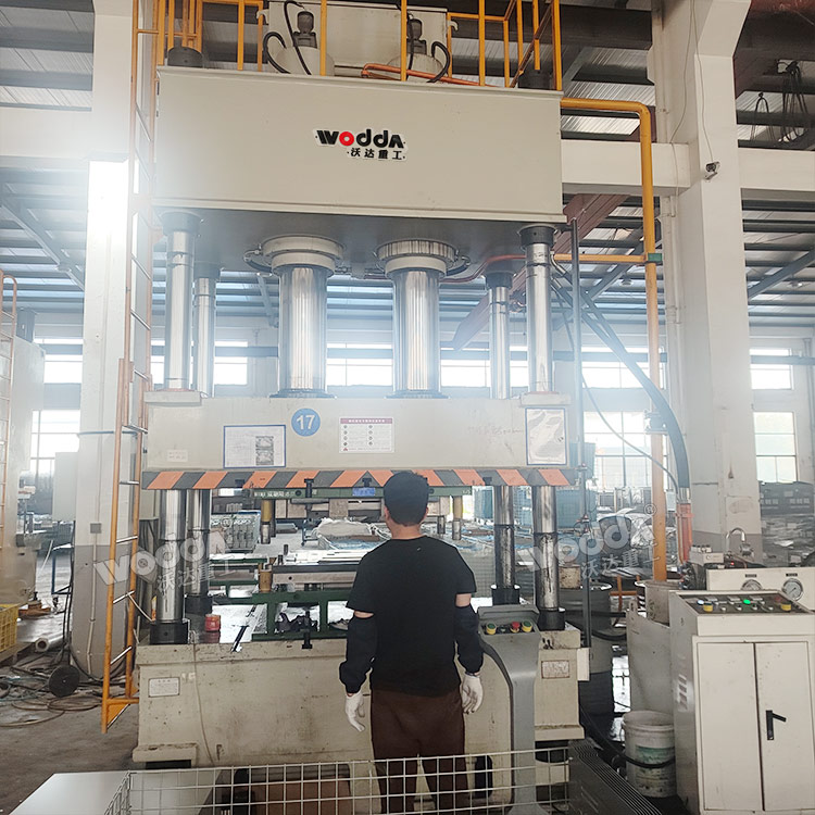 400吨洗衣机配件冲压液压机 400吨洗衣机配件冲压液压机