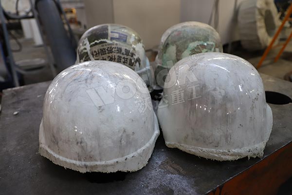 玻璃钢头盔(半成品) 玻璃钢头盔(半成品)