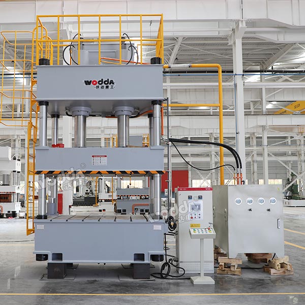 315吨四柱液压机 315吨四柱液压机