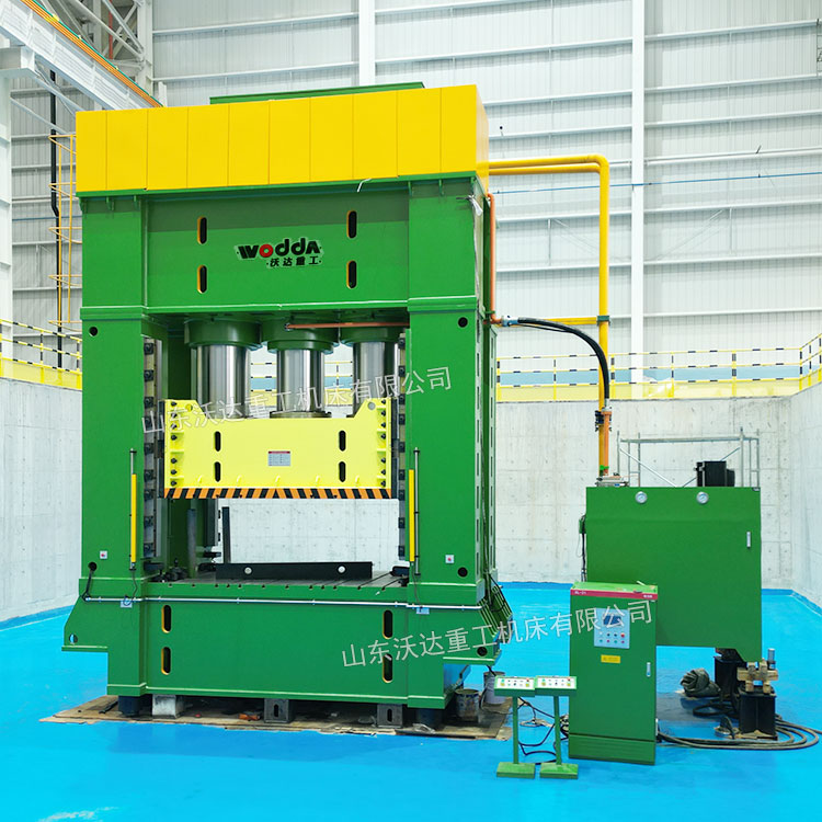 3000吨框架式液压机 3000吨框架式液压机