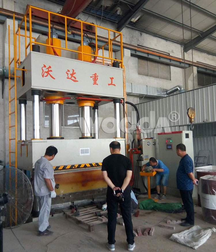 1200吨玻璃钢化粪池成型液压机 1200吨玻璃钢化粪池成型液压机