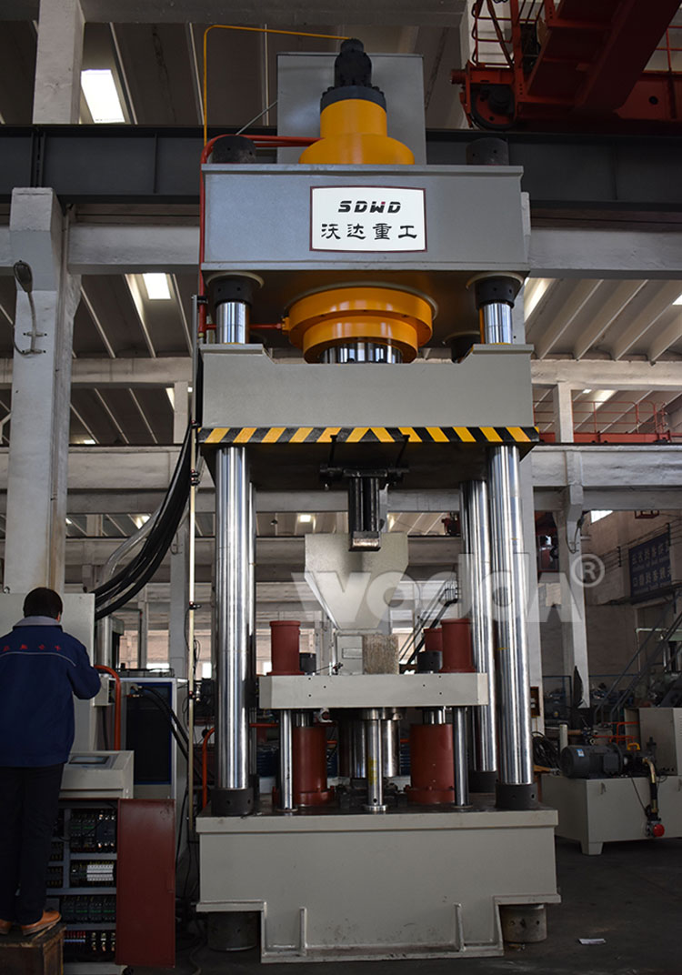 800吨饲料砖液压机 800吨饲料砖液压机