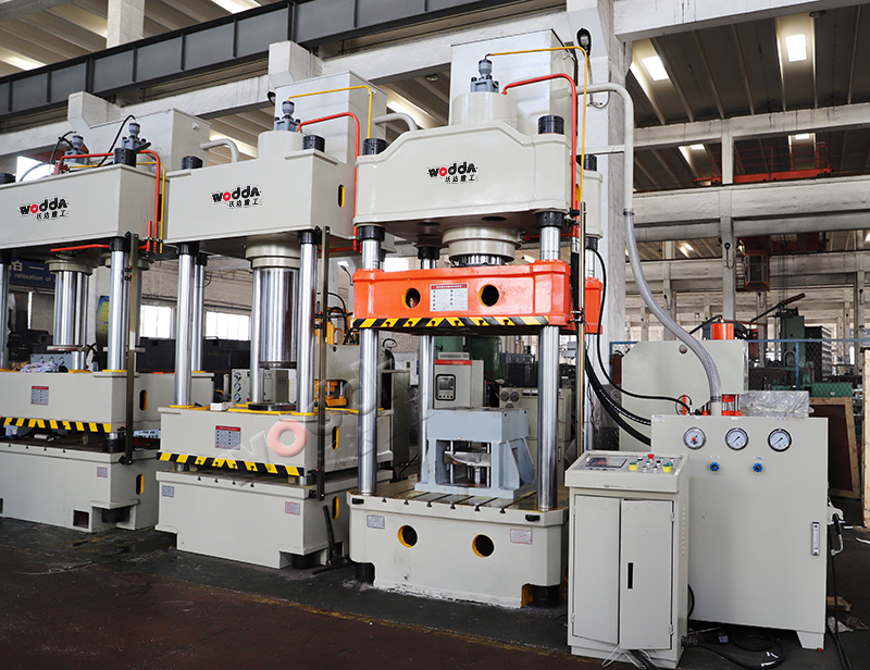 315吨液压机 315吨液压机